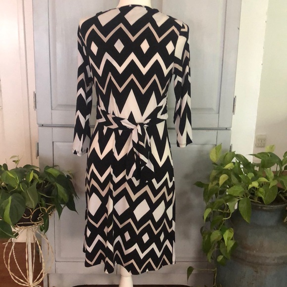 New York & Company Midi Dress - Picture 3 of 3